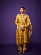 Tiara Kurta Set